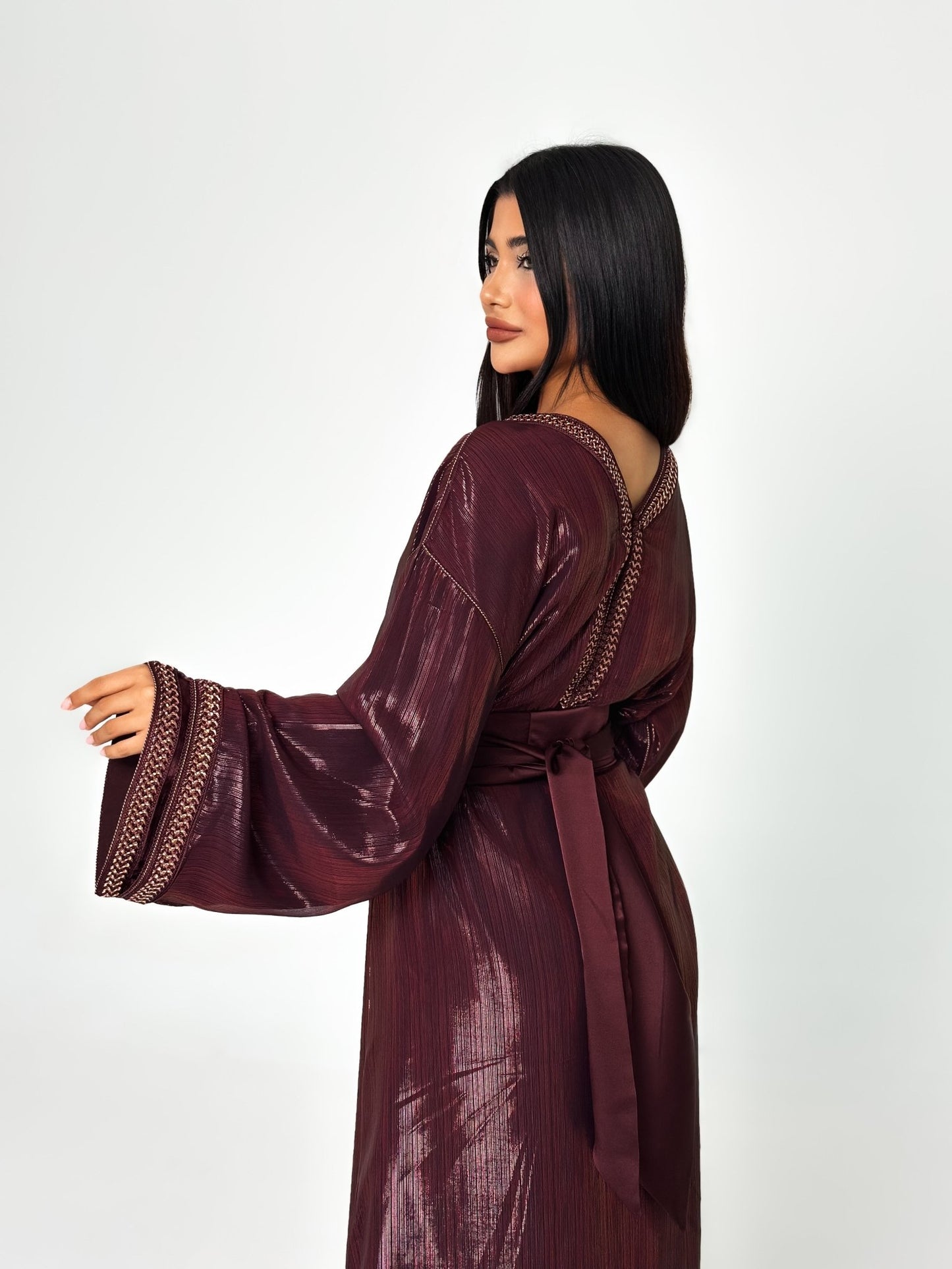 Rouj - YK Atelier